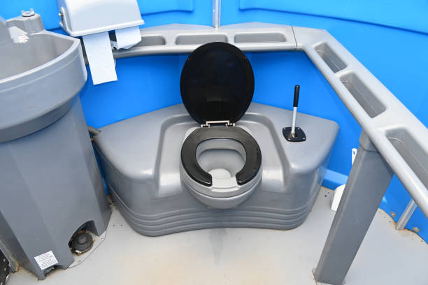 Best Portable restroom trailer rental  in Mayfield Heights, OH